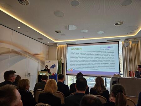 Ob podpisu pogodbe ODPORNI